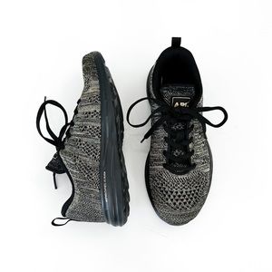 APL Techloom Pro Athletic Sneakers Shoes Black Gold